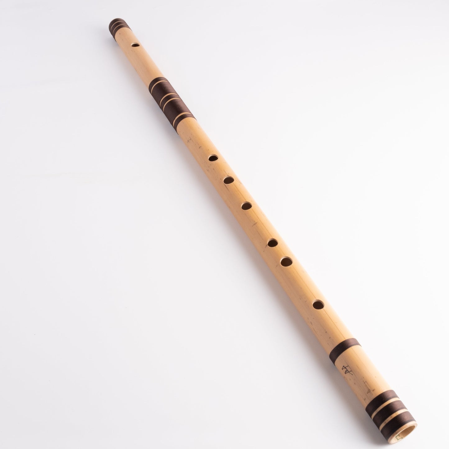 E scale bansuri left hand